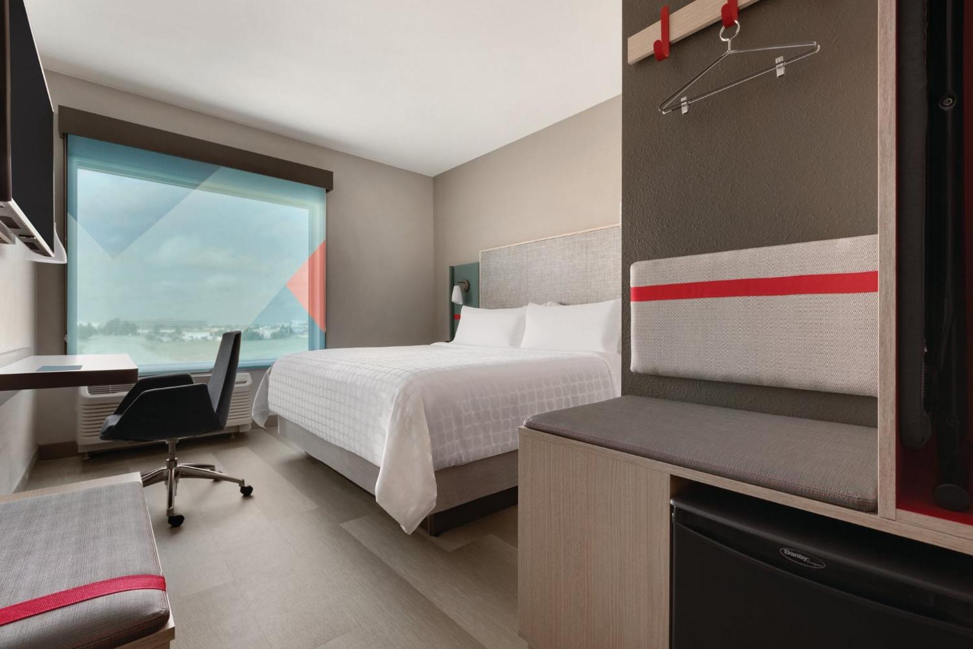 Avid Hotel Traverse City By Ihg Екстериор снимка